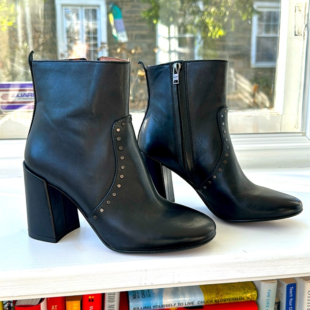 Coach black leather studded ankle boot NEW size 6.5.